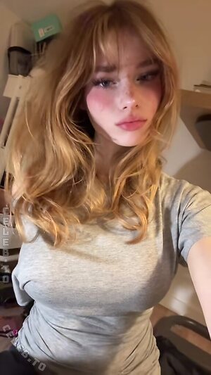 Aurora Nude Leaked Photo #88