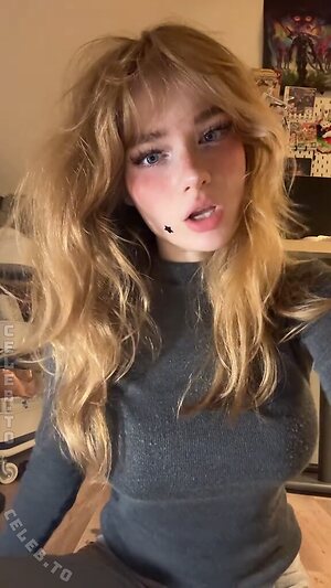 Aurora Nude Leaked Photo #100