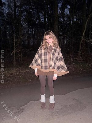 Aurora Nude Leaked Photo #108