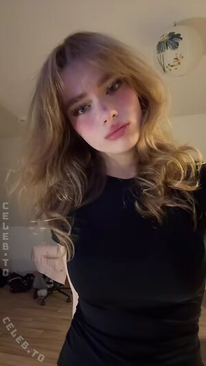 Aurora Nude Leaked Photo #112