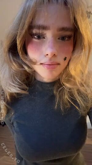 Aurora Nude Leaked Photo #121