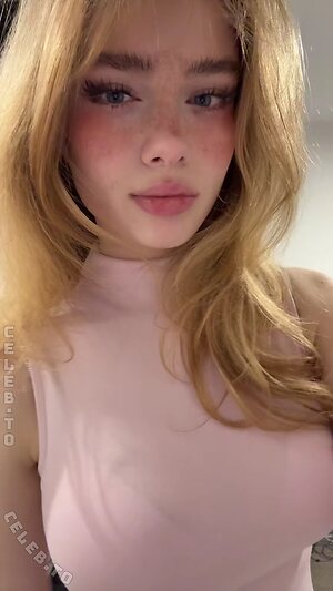 Aurora Nude Leaked Photo #134