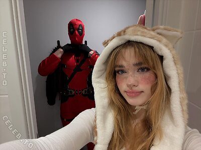 Aurora leaked photo #244