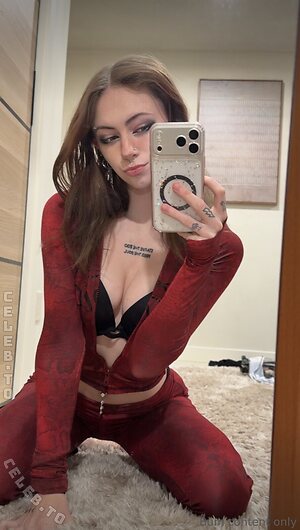 Autumn Hicks Nude Leaked Photo #55