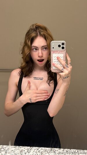 Autumn Hicks leaked photo #160
