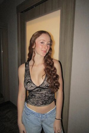 Ava Cable leaked photo #8