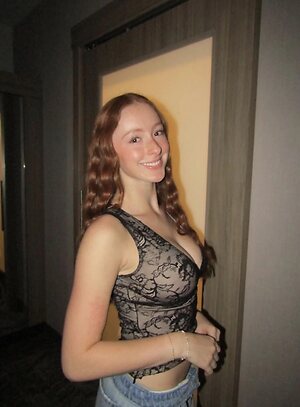 Ava Cable leaked photo #9