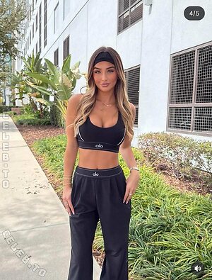 Ava Majury Nude Photos