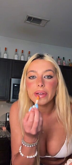 Ava Nucci leaked photo #50