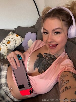 Avaa.Lynn Nude Leaked Photo #2