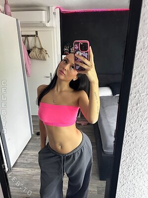 Avakisses07 leaked photo #5