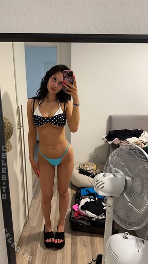 Avakisses07 leaked photo #14
