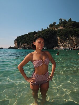 Avani Gregg leaked photo #3