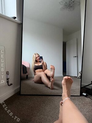 avarose.fit Nude Leaked Photo #28