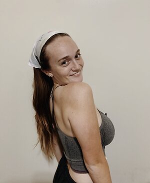 Avery leaked photo #21