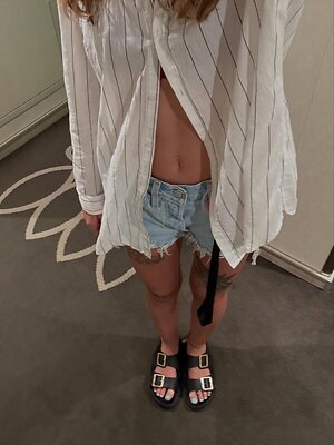 Avery.shipp leaked photo #40