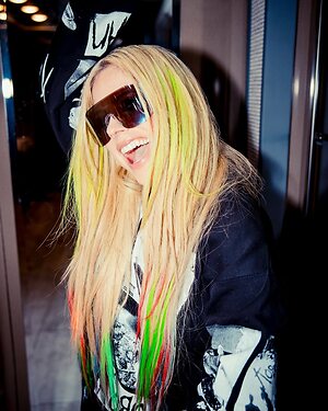 Avril Lavigne leaked photo #53