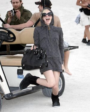 Avril Lavigne leaked photo #81