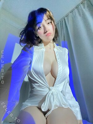 awholelottazozo Nude Leaked Photo #89