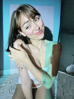 awholelottazozo leaked photo #137