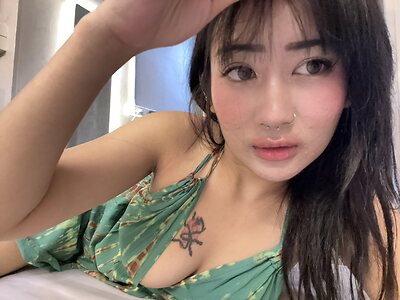 Ayeesha leaked photo #23