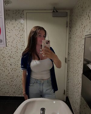 Set 2 — 5 photos
