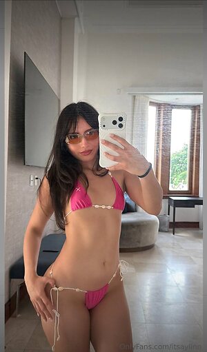 Aylin Perez leaked photo #107
