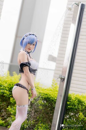 Azra Nude Leaked Photo #144