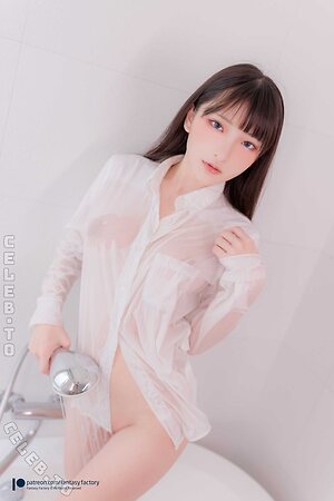 Azra Nude Leaked Photo #179
