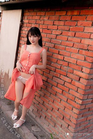 Azra Nude Leaked Photo #442