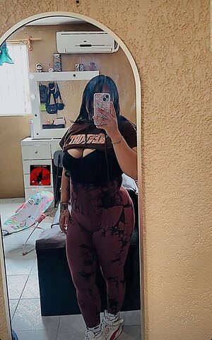 Azucena Lopez leaked photo #4