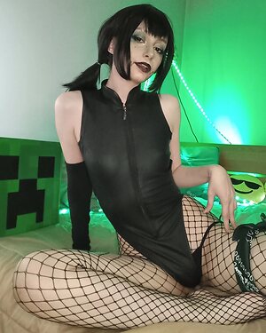 b13tch_cosplays