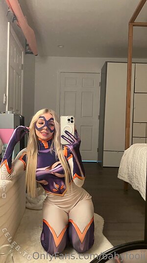 Babyfooji Nude Leaked Photo #175