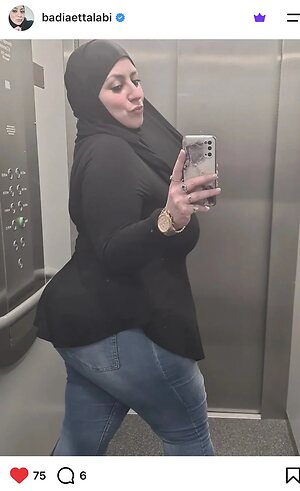 badiaettalabi Nude Leaked Photo #2