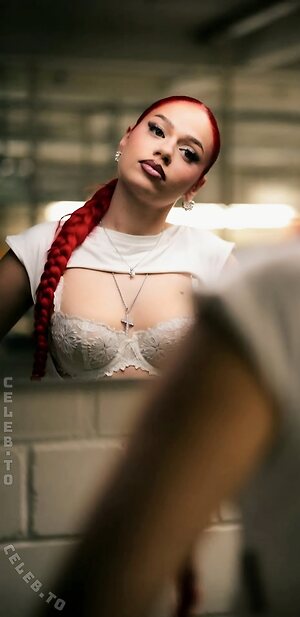 Badmómzjay Nude Leaked Photo #7