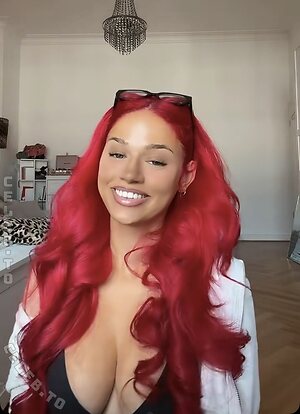 Badmómzjay Nude Leaked Photo #24