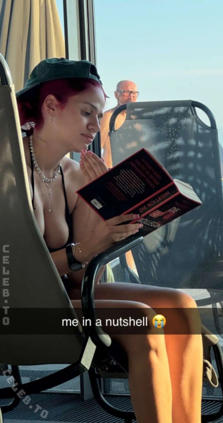 Badmómzjay photo
