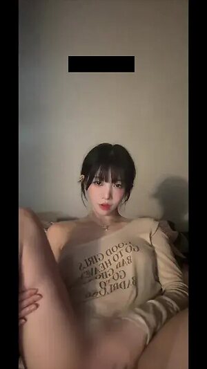 Baerasoni Nude Leaked Photo #6