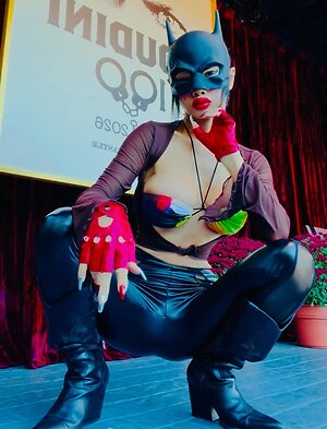 Bai Ling
