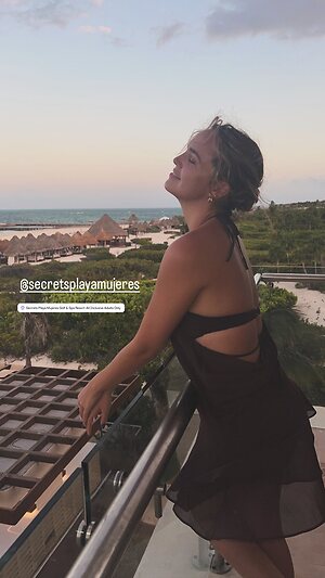 Bailee Madison collection leaked photo #65