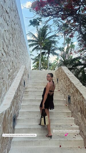 Bailee Madison collection leaked photo #68
