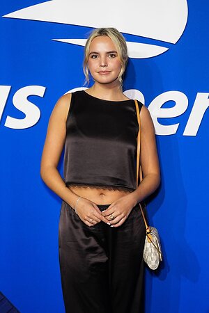 Bailee Madison leaked photo #6