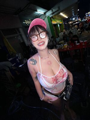 bam_sirinun leaked photo #9