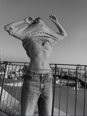 Bar Refaeli Nude Leaked Photo #3