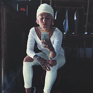 Bara Cielecka leaked photo #29