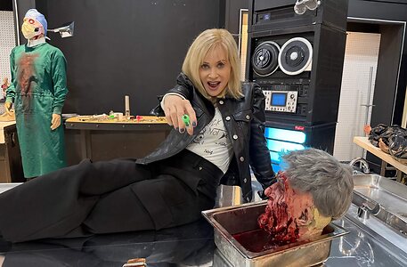 Barbara Crampton leaked photo #10