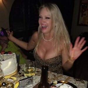 Barbara Moore leaked photo #2