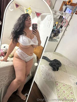 barbaracurvy_ Nude Leaked Photo #4