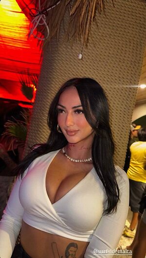 Bar.Berlisa leaked photo #9