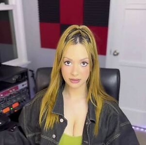 Bava Nude Leaked Photo #3